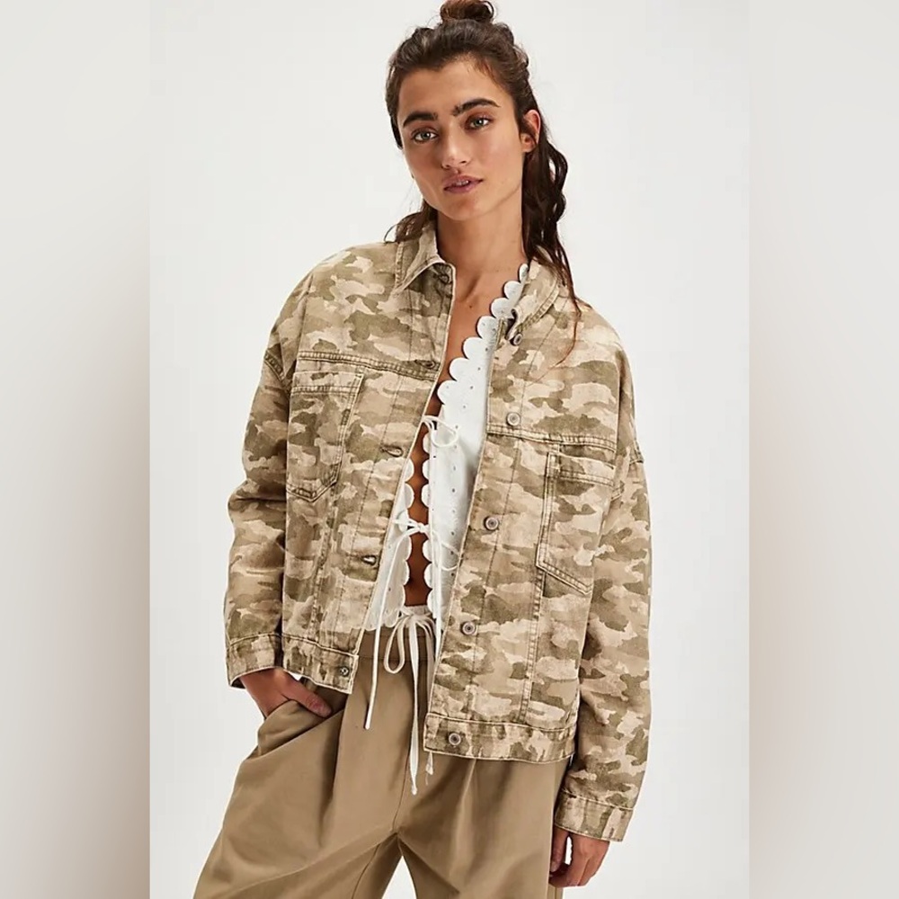 We The Free Opal Swing Printed Denim Jacket Free People - Picture 2 of 10